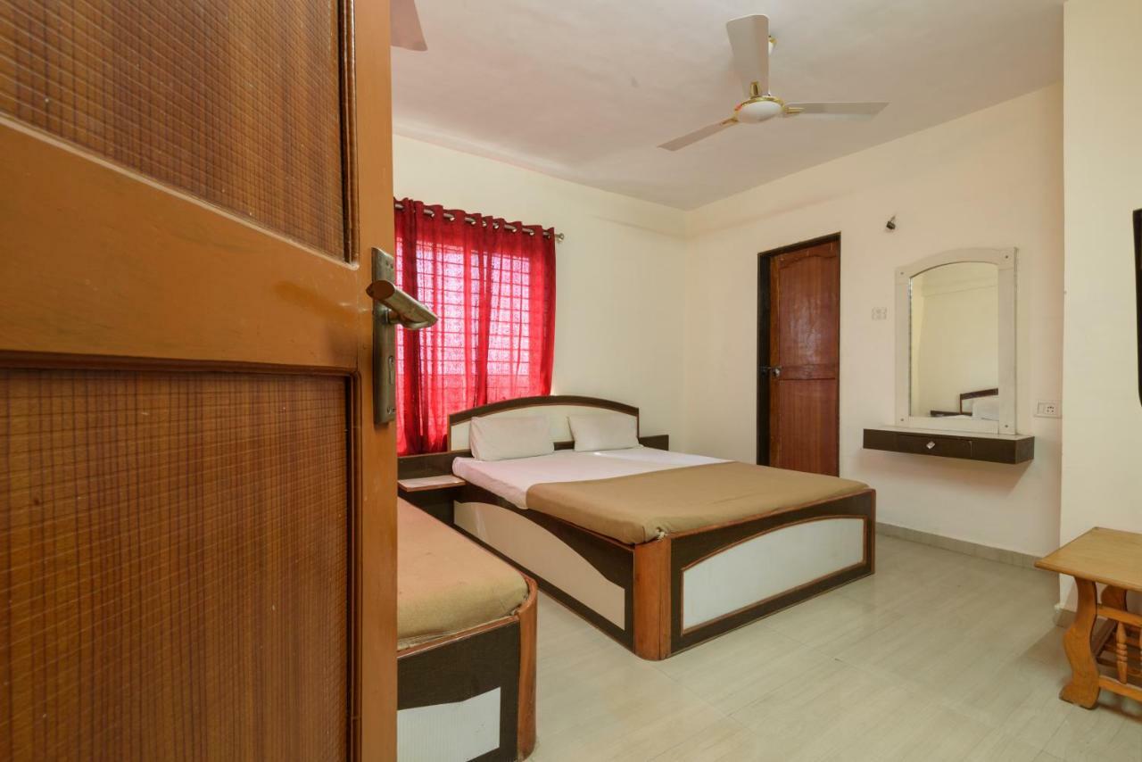 Hotel Sai Shraddha Shirdi Phòng bức ảnh